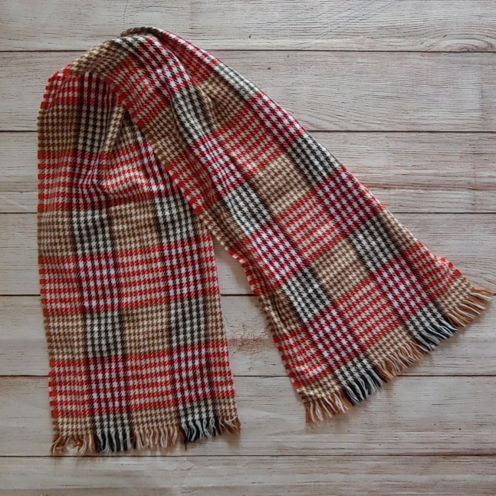 FALL PLAID FRINGED SCARF